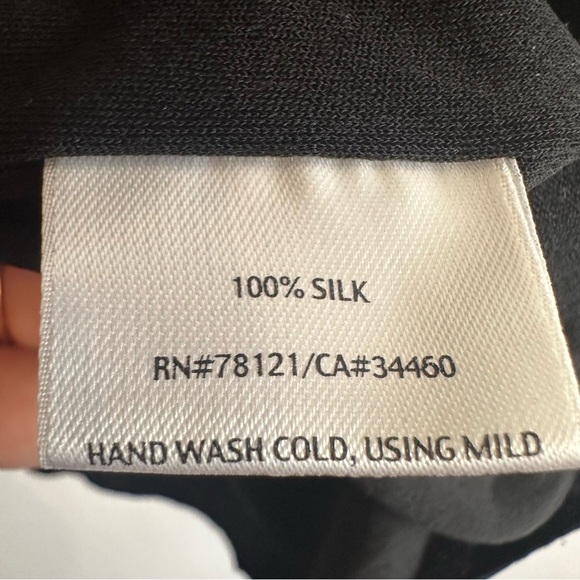 EILEEN FISHER Stretch Jersey Scoop Neck Tank Womens Size Large Black Classic Top - Picture 6 of 8